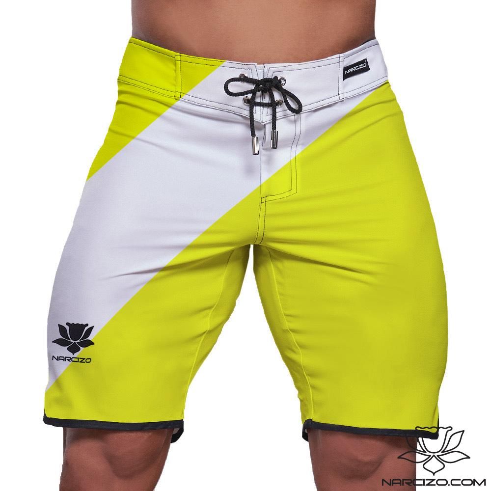 BRIGHT YELLOW COVE 19
