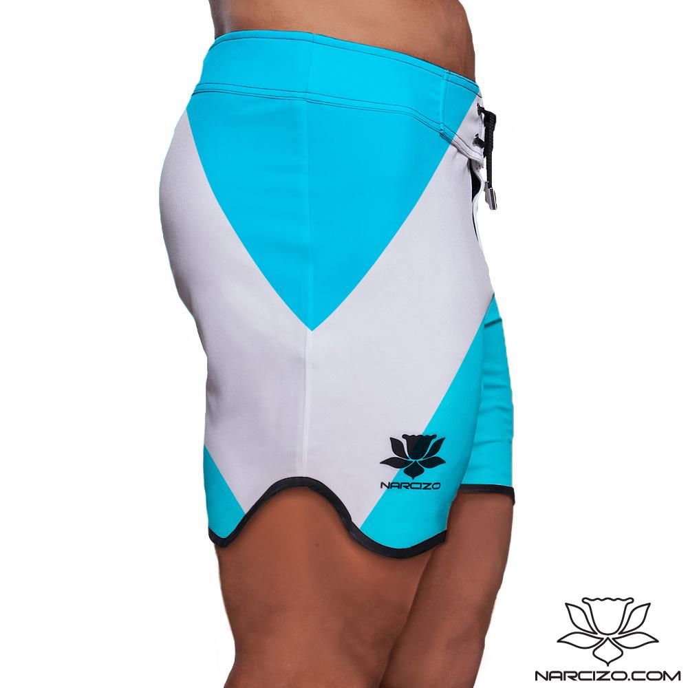 CYAN BAY 17